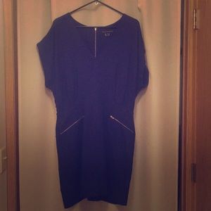 V neck women’s dress
